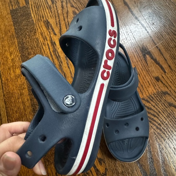 Crocs boy sandals size 3Y - Picture 8 of 8